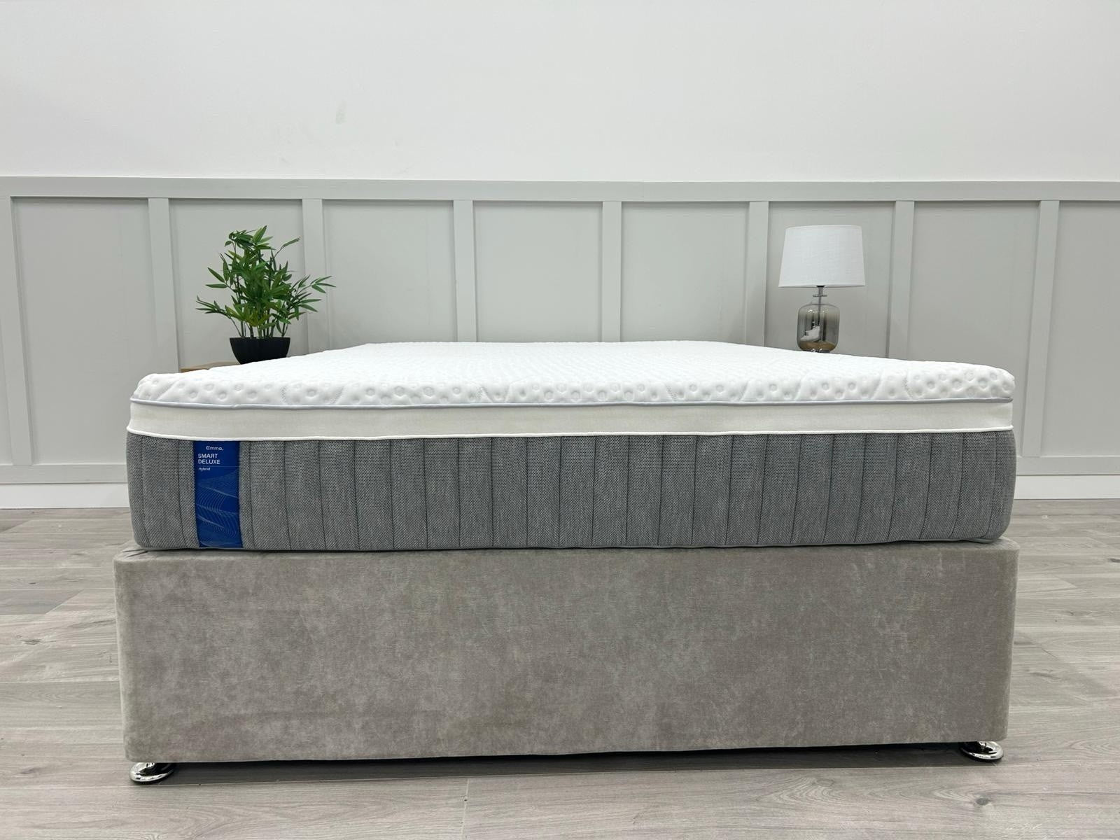 Emma Mattress Smart Hybrid Deluxe Double 4FT 6 Mattress- RRP £979