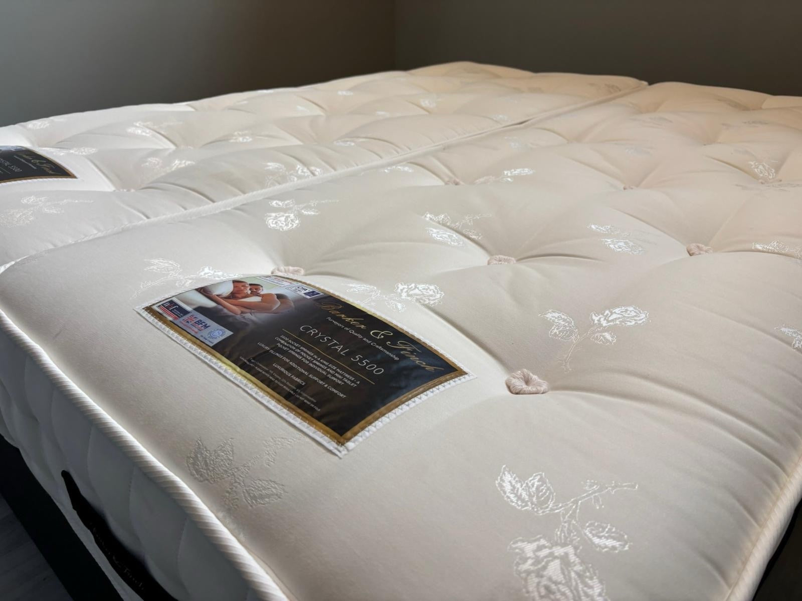 Barker And Finch EU Kingsize 160cm Zip & Link 5500 Pocket Mattress RRP £1699