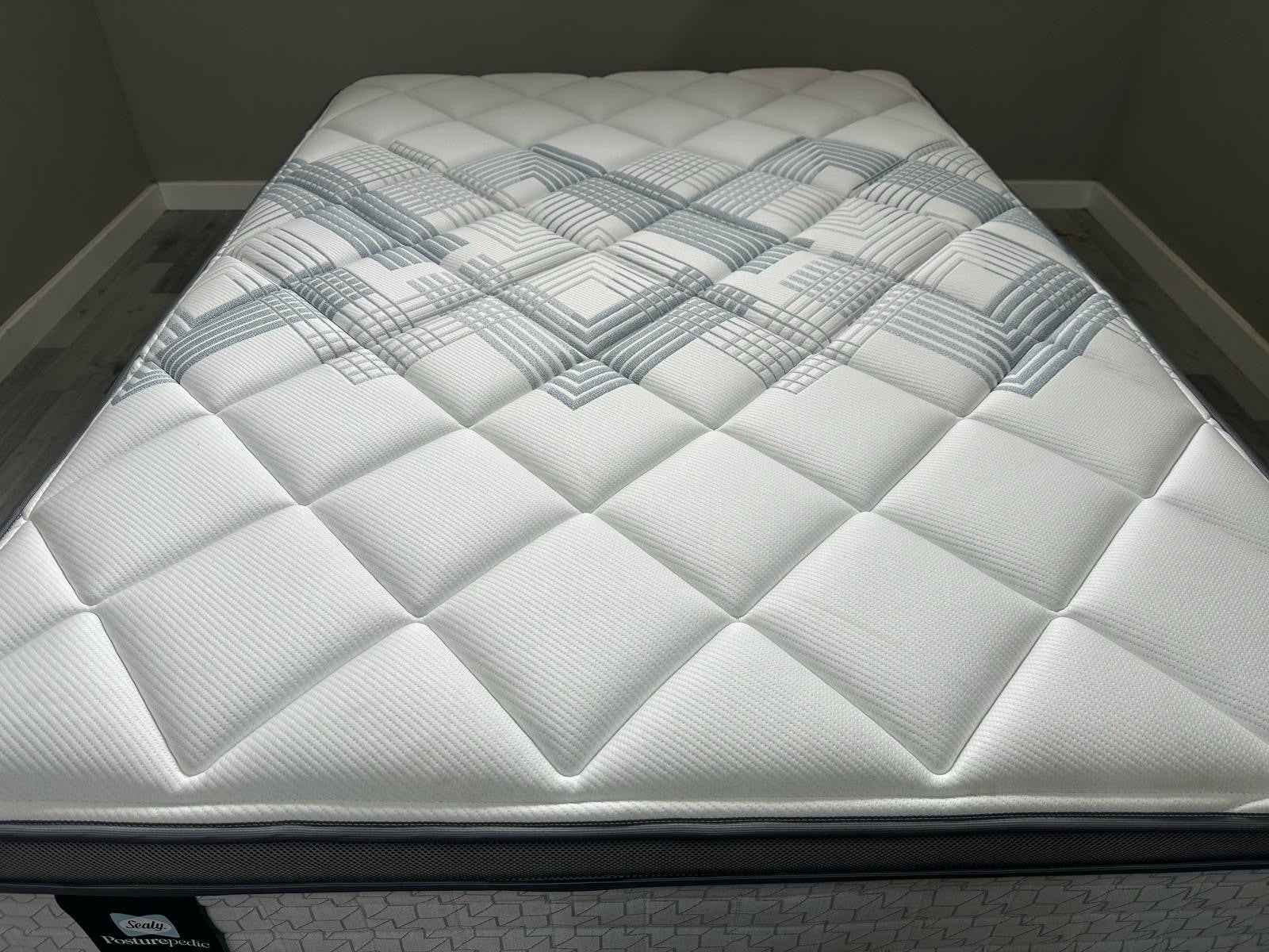 Sealy Bronte Posturepedic 6FT Superking Mattress Firm - RRP £2499