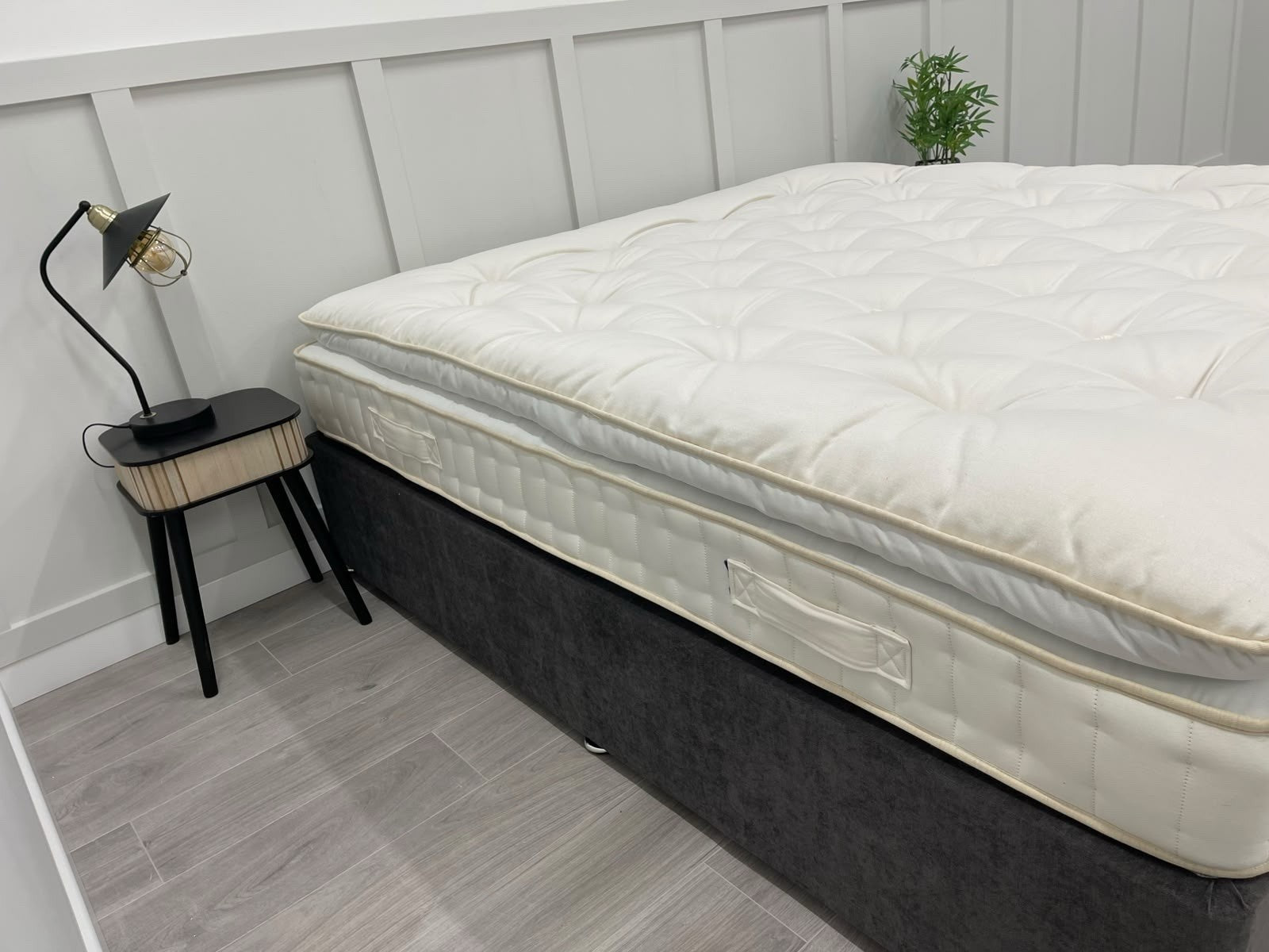 Harrison Spinks Herdwick 4250 Pocket Pillowtop 6FT Superking Mattress RRP £2399
