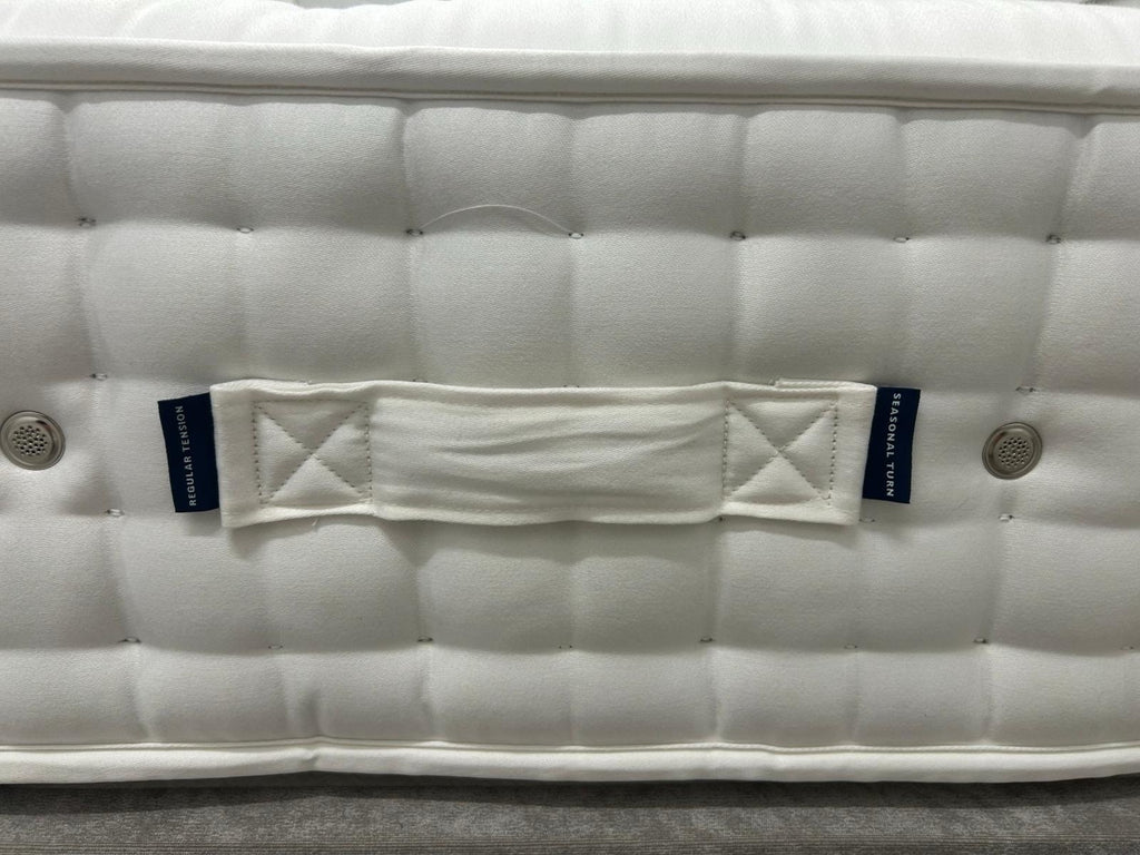 Hypnos Bespoke Emerald Mattress 4FT 6 Double with Detachable Topper RRP £4799