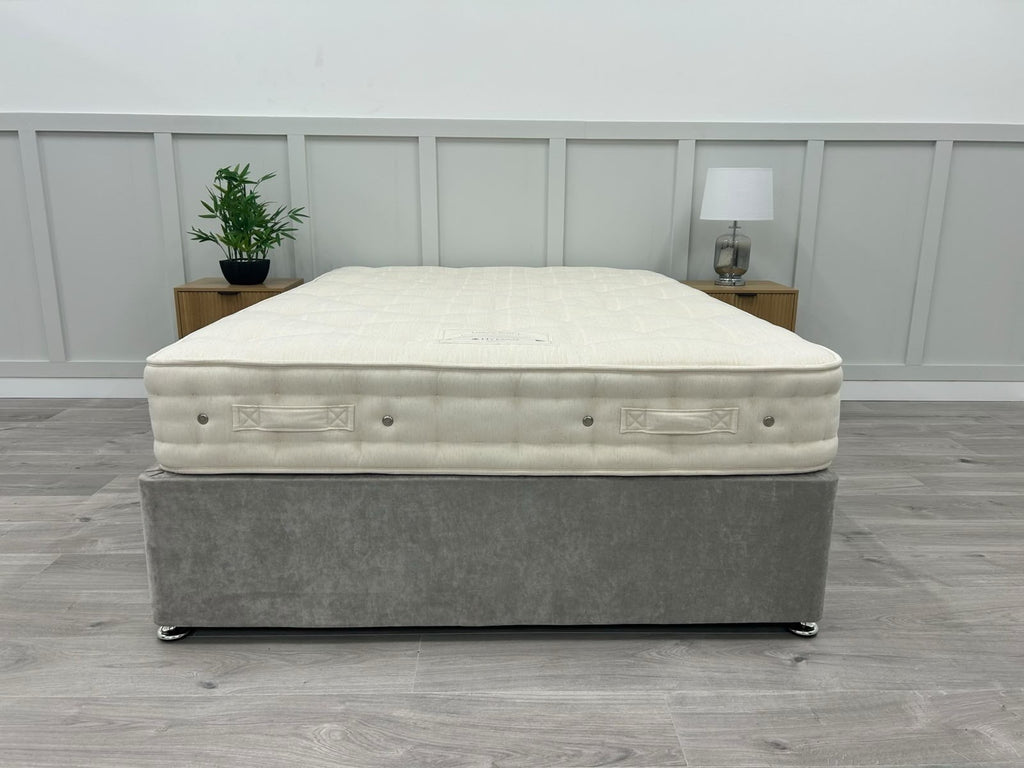 Hypnos Luxury Firm 01 Mattress 4FT 6 Double  RRP £1895