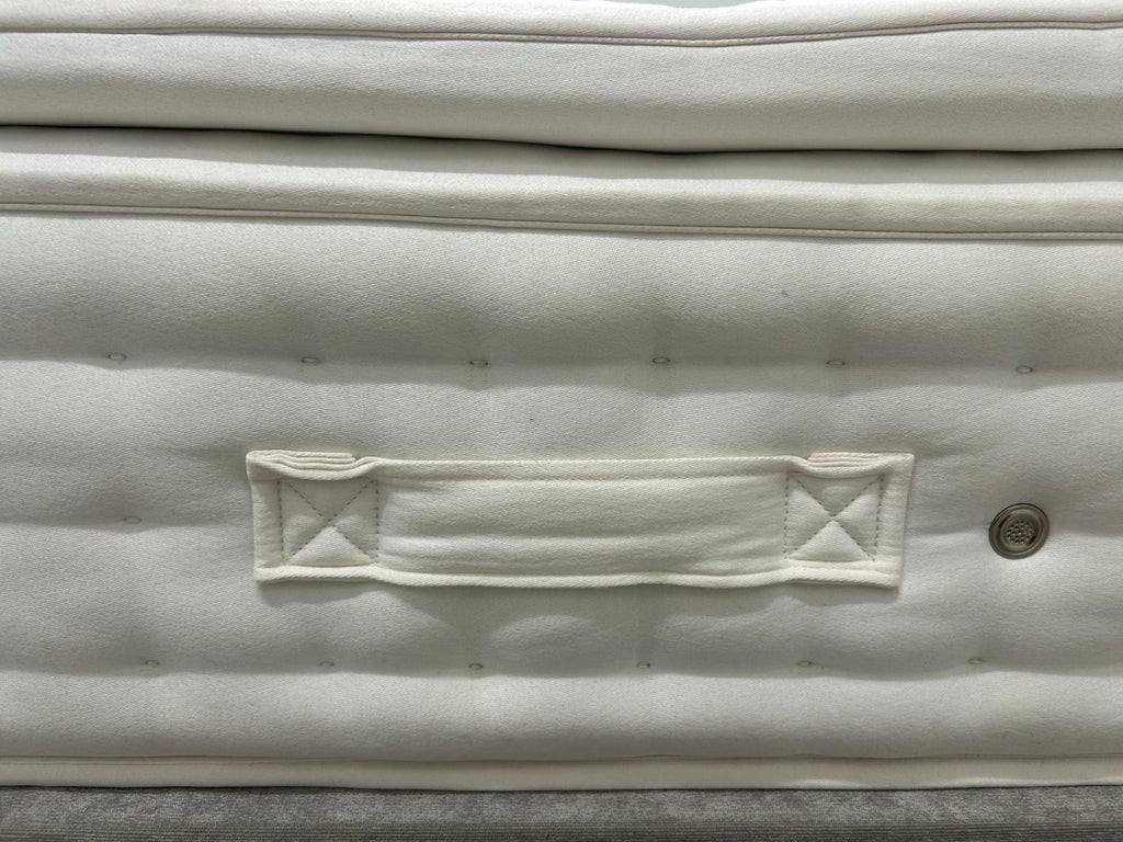Staples and Co Artisan Deluxe 4FT 6 Double Mattress - RRP £1,799 Firm