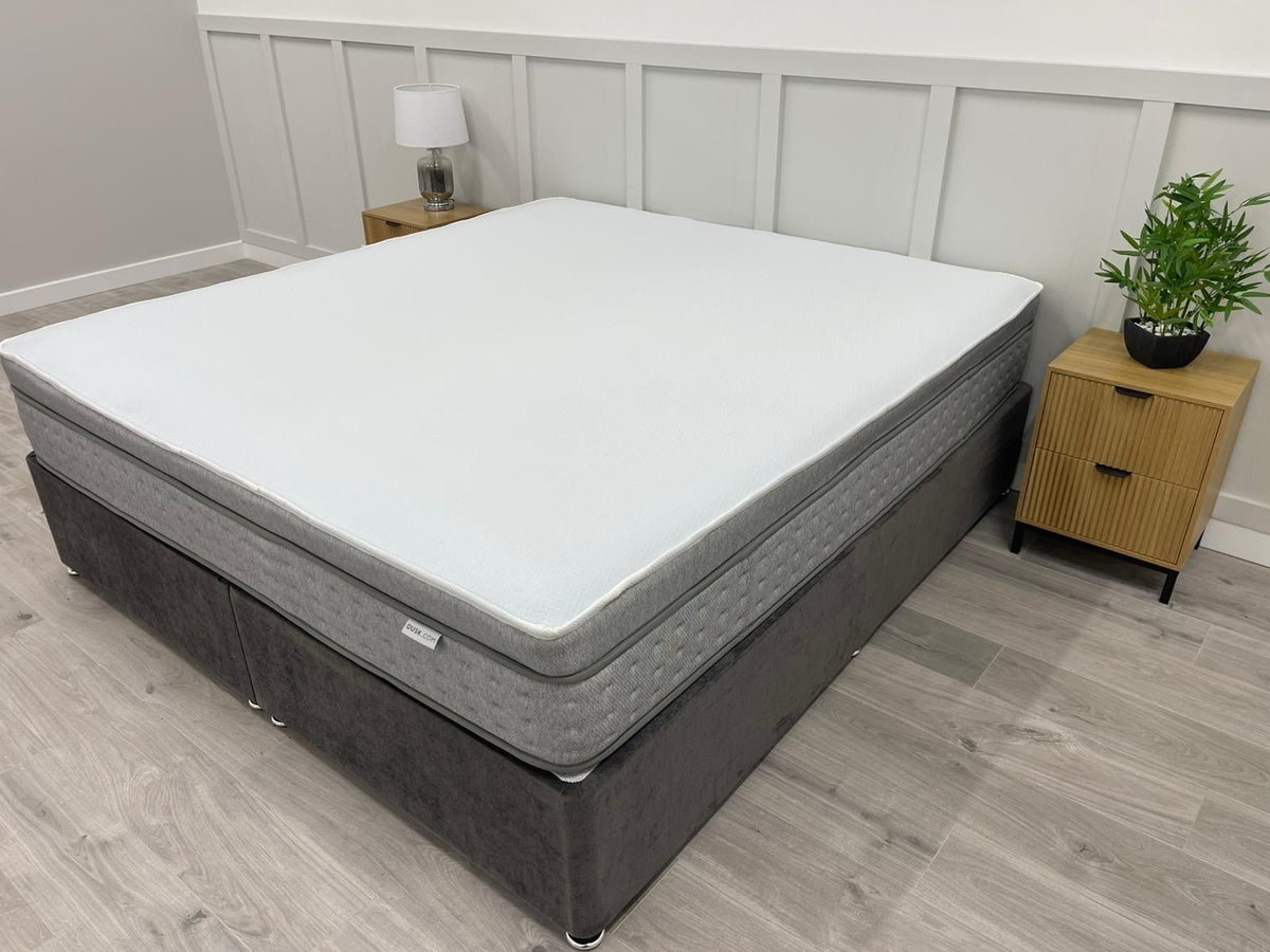 Dusk 4000 Pocket Hybrid 6FT Superking Mattress RRP £899
