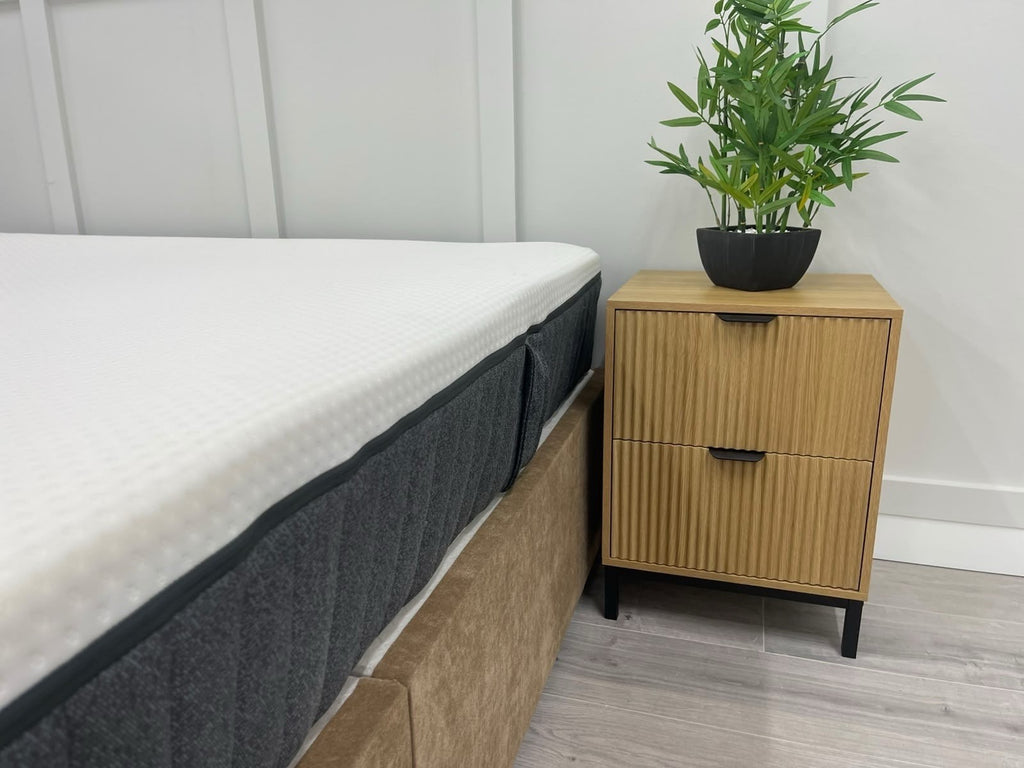 Emma Original Premium Hybrid  5FT Kingsize Mattress -  RRP £799 25cm Depth