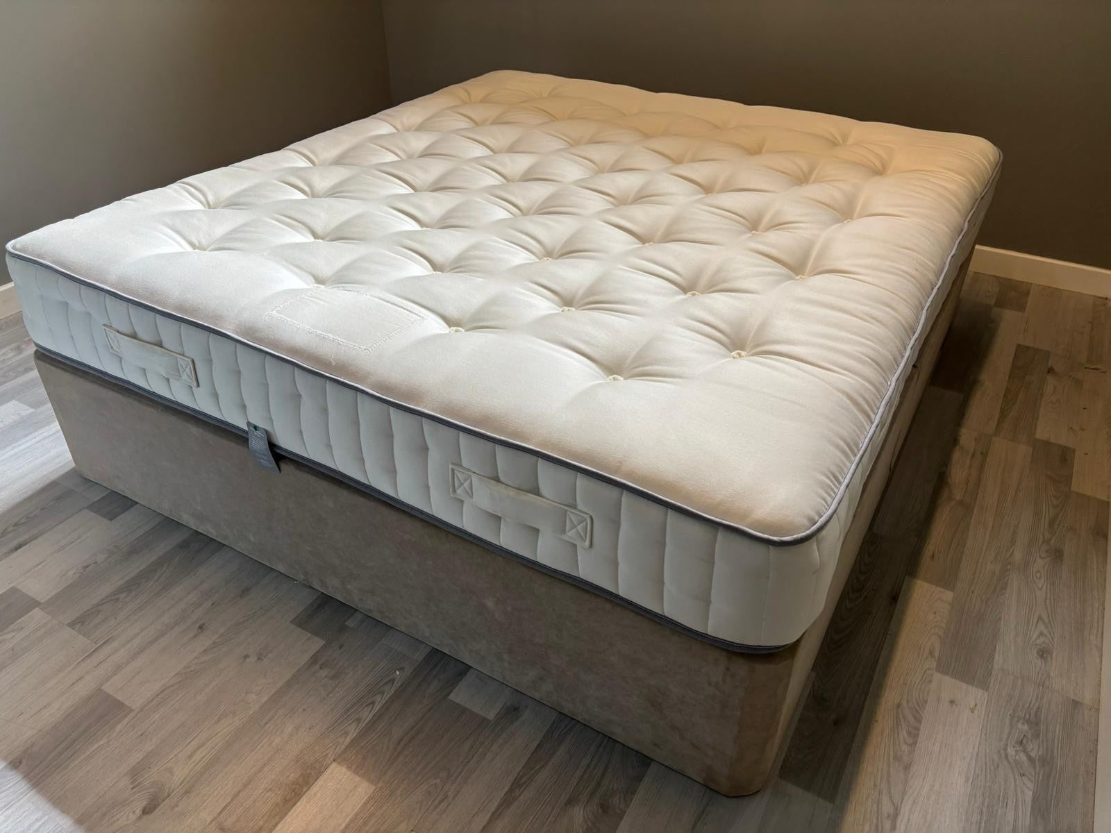 Harrison Spinks Yorkshire 5750 Ortho 6FT Superking Mattress RRP £1699 - Home Furniture Interiors