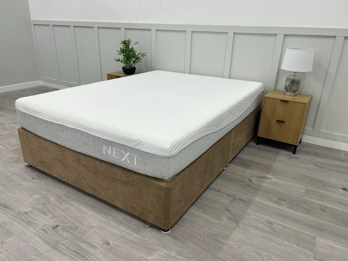 Next Marshmallow 1400 Pocket Sprung Medium Memory Hybrid 5FT Kingsize Mattress