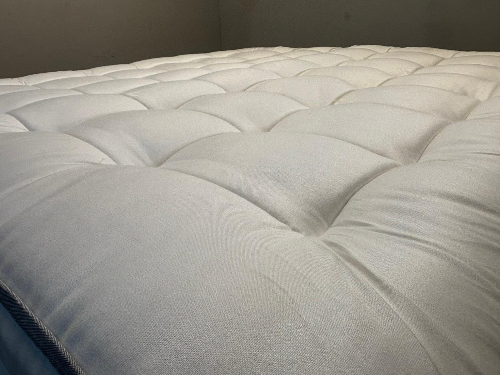 Millbrook Smooth Tech Pillowtop 4000 Mattress 5FT Kingsize - RRP £1695 A - Home Furniture Interiors