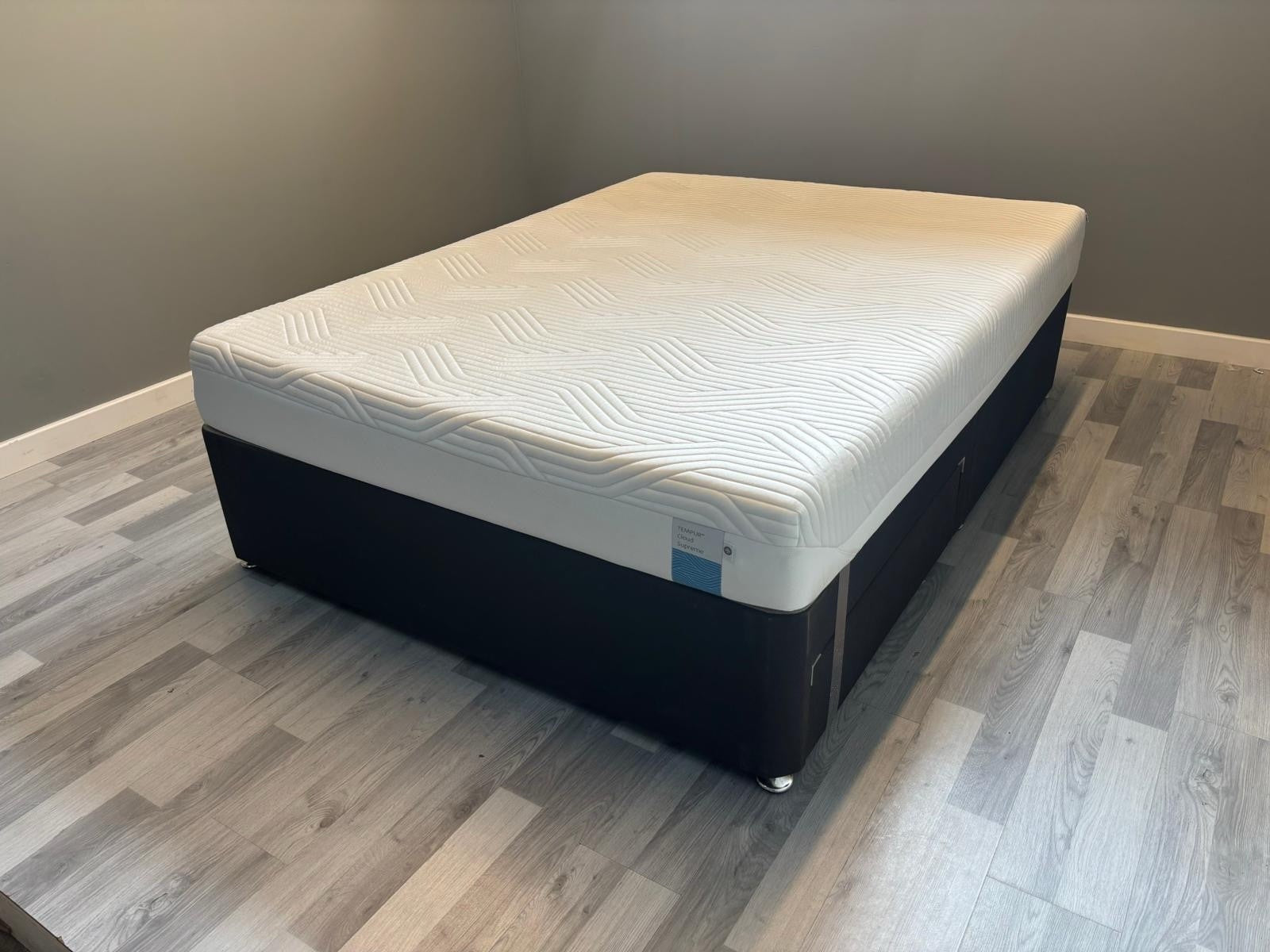 Tempur Cloud Supreme Kingsize 5FT Mattress RRP £1999 - Home Furniture Interiors