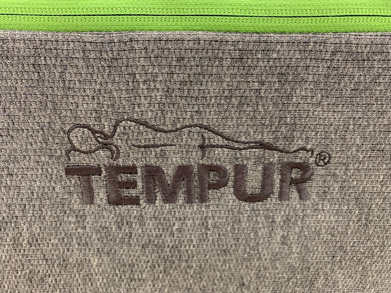 Tempur Hybrid Elite 4FT 6 Double RRP £1799 Medium Firmness