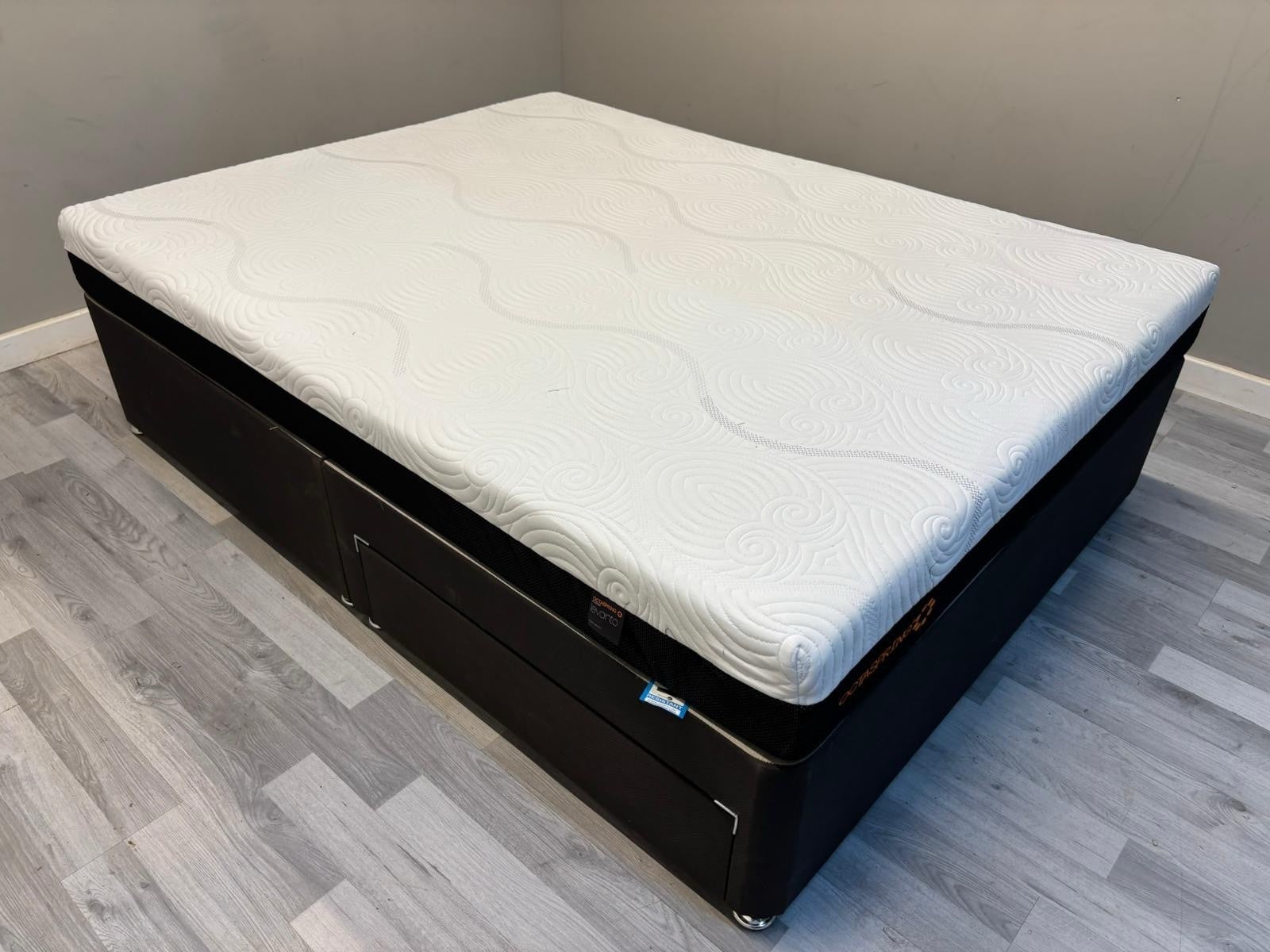 Octaspring Levanto Memory Foam Mattress Kingsize 5FT  £1499 - Home Furniture Interiors