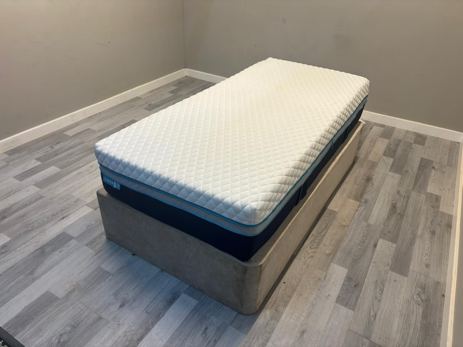 Simba Luxe Mattress Single 90cm 190cm Mattress RRP £1199 - Home Furniture Interiors