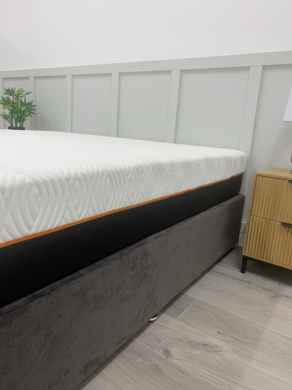 Dormeo Octaspring TRIBRID Latex Hybrid Mattress Super King 180cm X200cm  £2579A