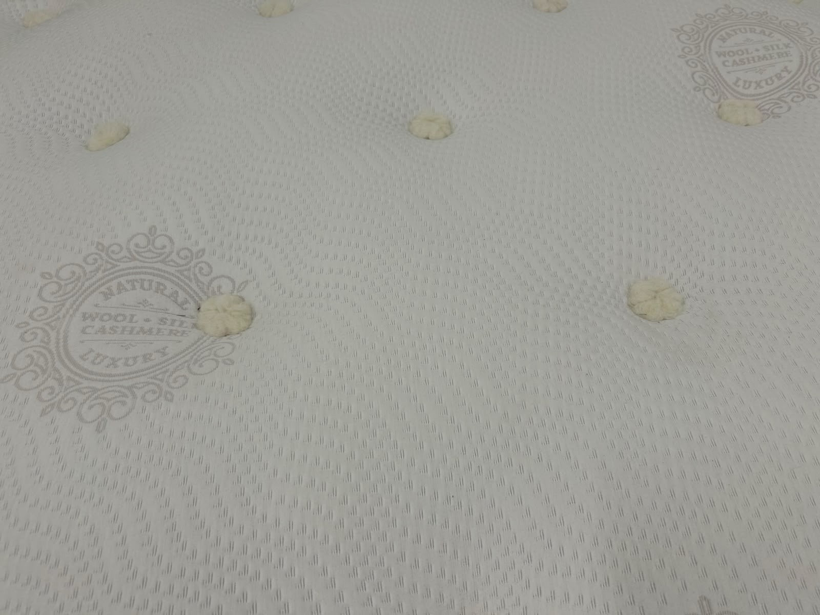 Sleep Story Luxury Pocket Cashmere 4FT 6 Double Mattress - RRP £899A