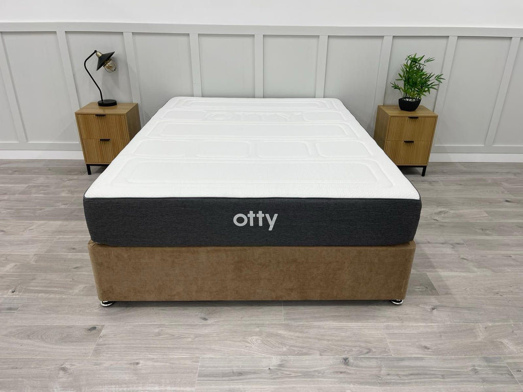 OTTY Original Hybrid Mattress 5FT RRP £799 Medium / Firm