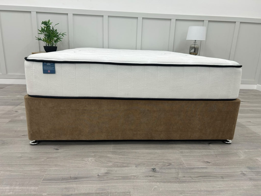 IGEL 2050i Nanotech 4FT 6 Double Mattress - RRP £1199 Firm