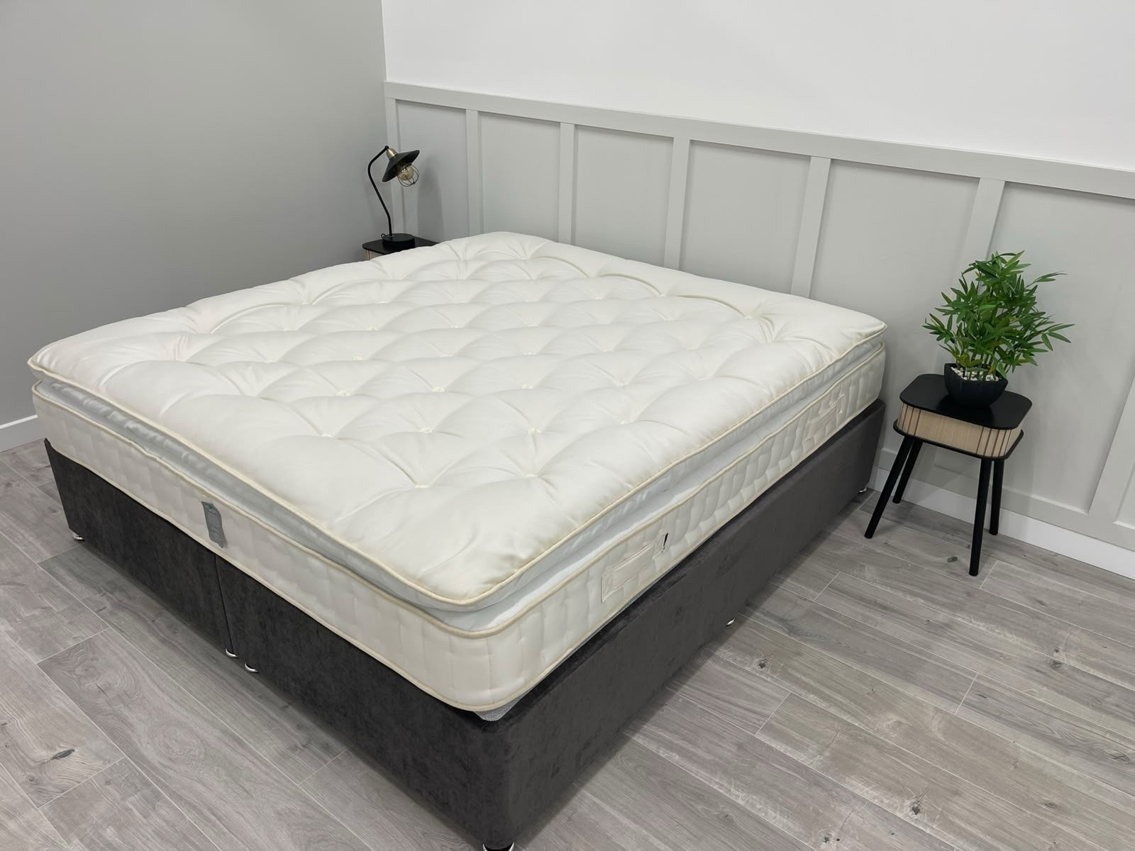 Harrison Spinks Herdwick 4250 Pocket Pillowtop 6FT Superking Mattress RRP £2399