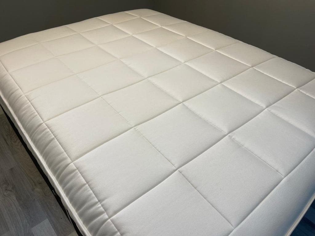 John Lewis Harrison Spinks 5FT Kingsize 6750 Pocket Spending Medium Tension - Home Furniture Interiors