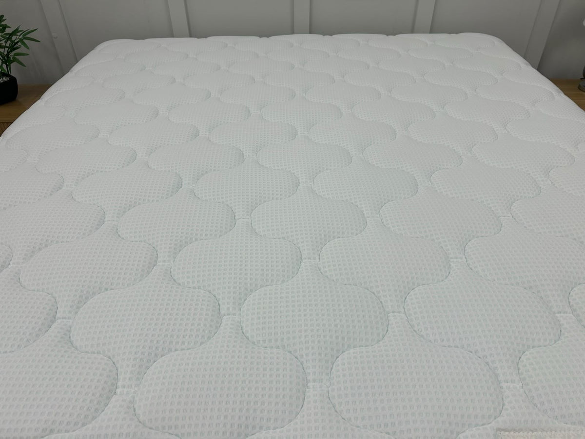 Silentnight Ultra Haze Gel 3000 Pocket Boxtop 6FT Superking RRP £1299 Soft