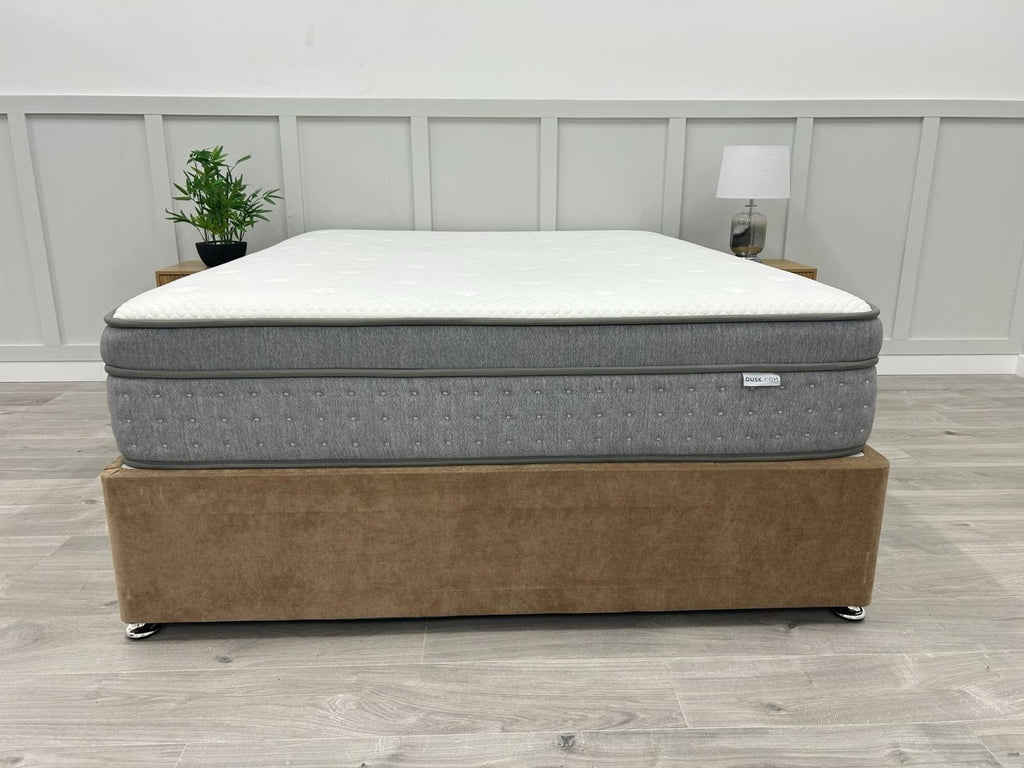 Dusk 4000 Pocket Hybrid 5FT Kingsize Mattress RRP £899