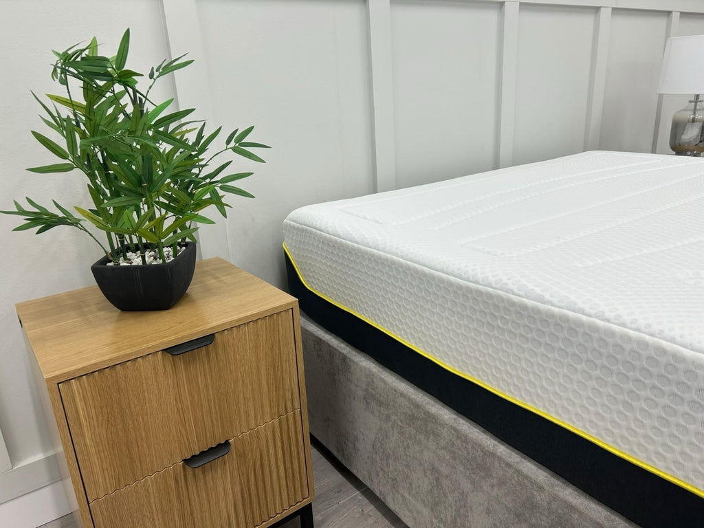 Mlily Ultra 270 4FT 6 Double Mattress RRP £1299
