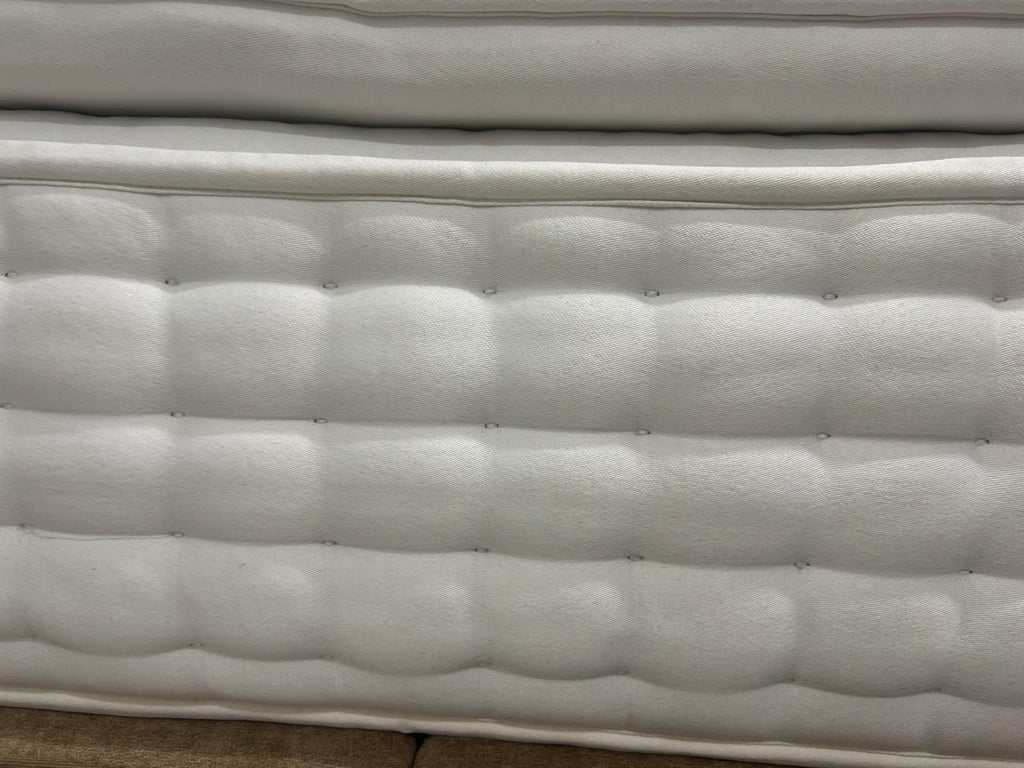 Staples Artisan Superior 5FT Kingsize Mattress Medium RRP £1890 Pillow top
