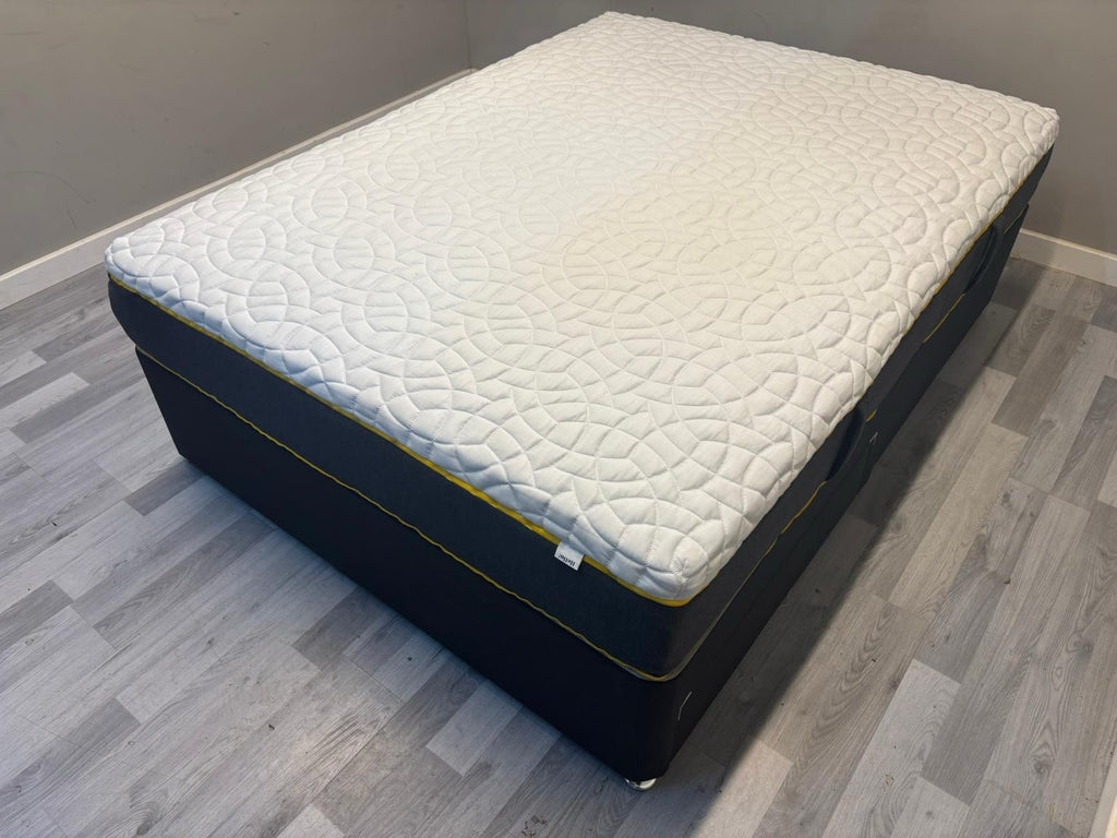Eve Wunderflip Premium Hybrid Mattress, 5FT Kingsize - RRP £995