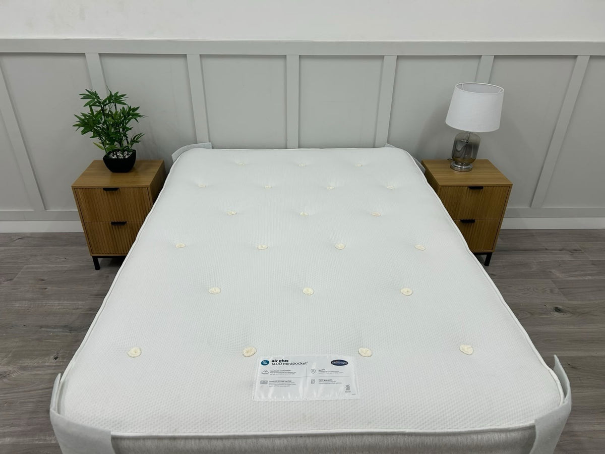 Silentnight Sleep Right Air Plus 1400 Mattress 4FT 6 Double