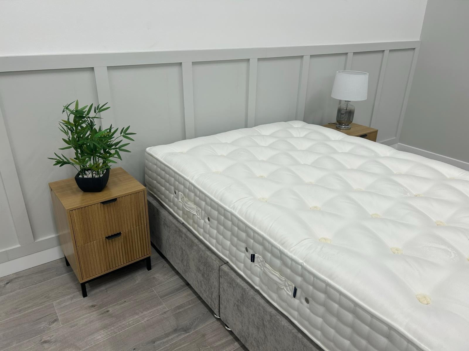 Hypnos Bespoke Emerald Mattress 4FT 6 Double with Detachable Topper RRP £4799