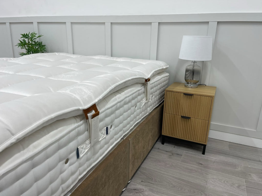 Hypnos Bespoke Sapphire Mattress with Detachable Topper 5FT Kingsize RRP £6799