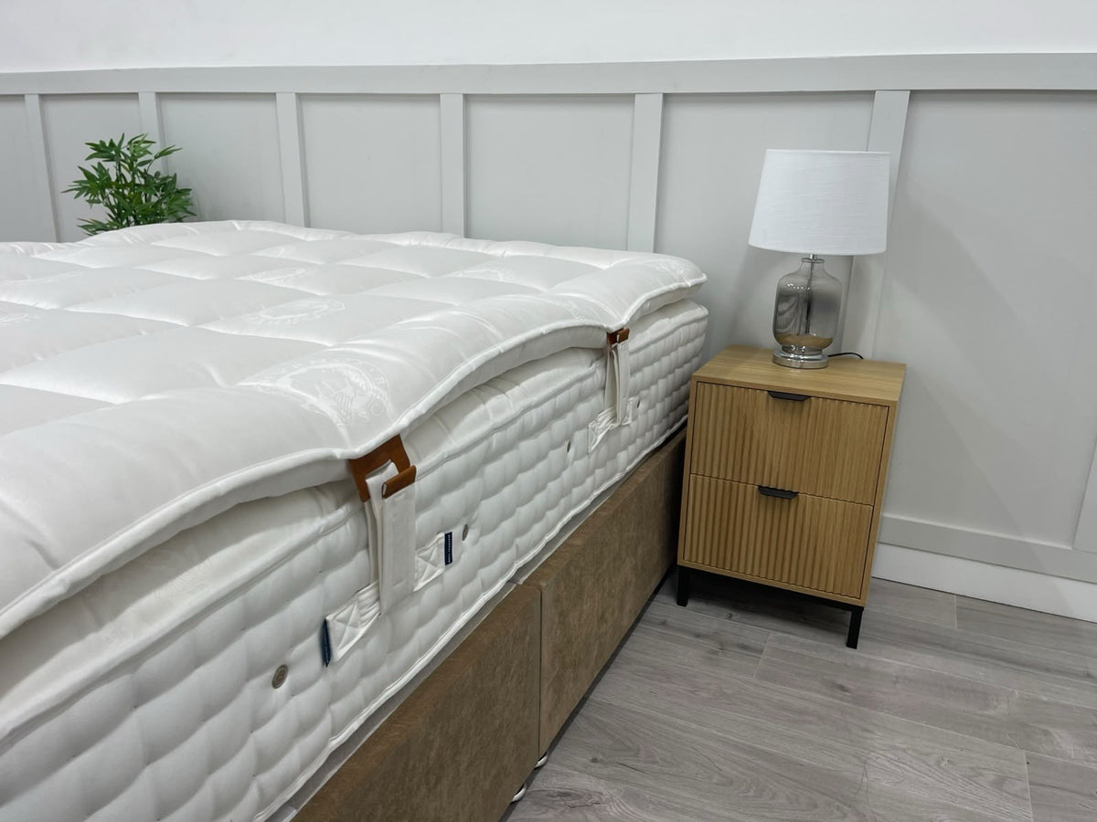 Hypnos Bespoke Sapphire Mattress with Detachable Topper 5FT Kingsize RRP £6799