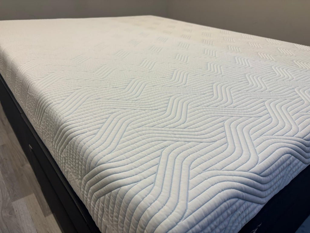 TEMPUR Pro Plus SmartCool Medium Firm 4FT 6 Double Mattress RRP £2499 A - Home Furniture Interiors