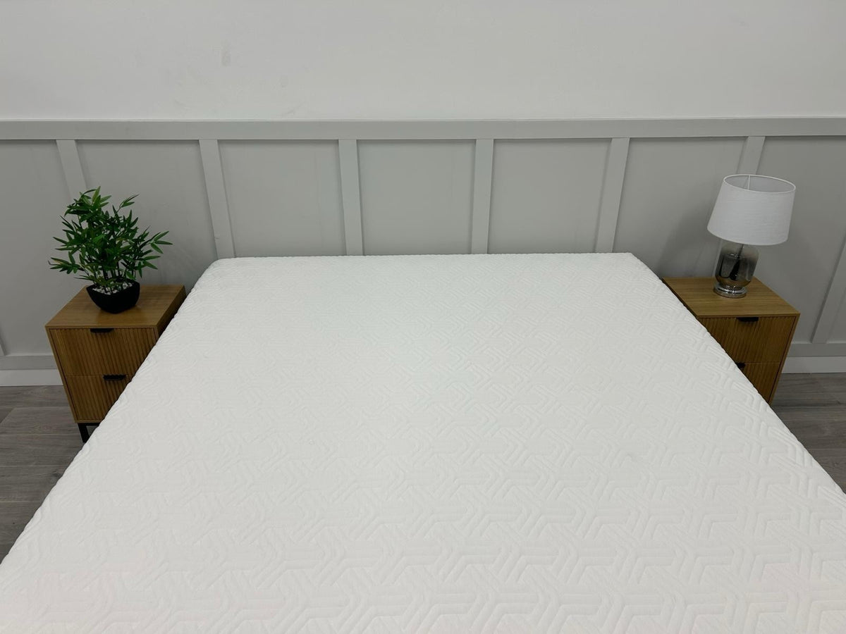 Tempur Hybrid Elite 6FT SuperKing RRP £2399 Medium Firmness