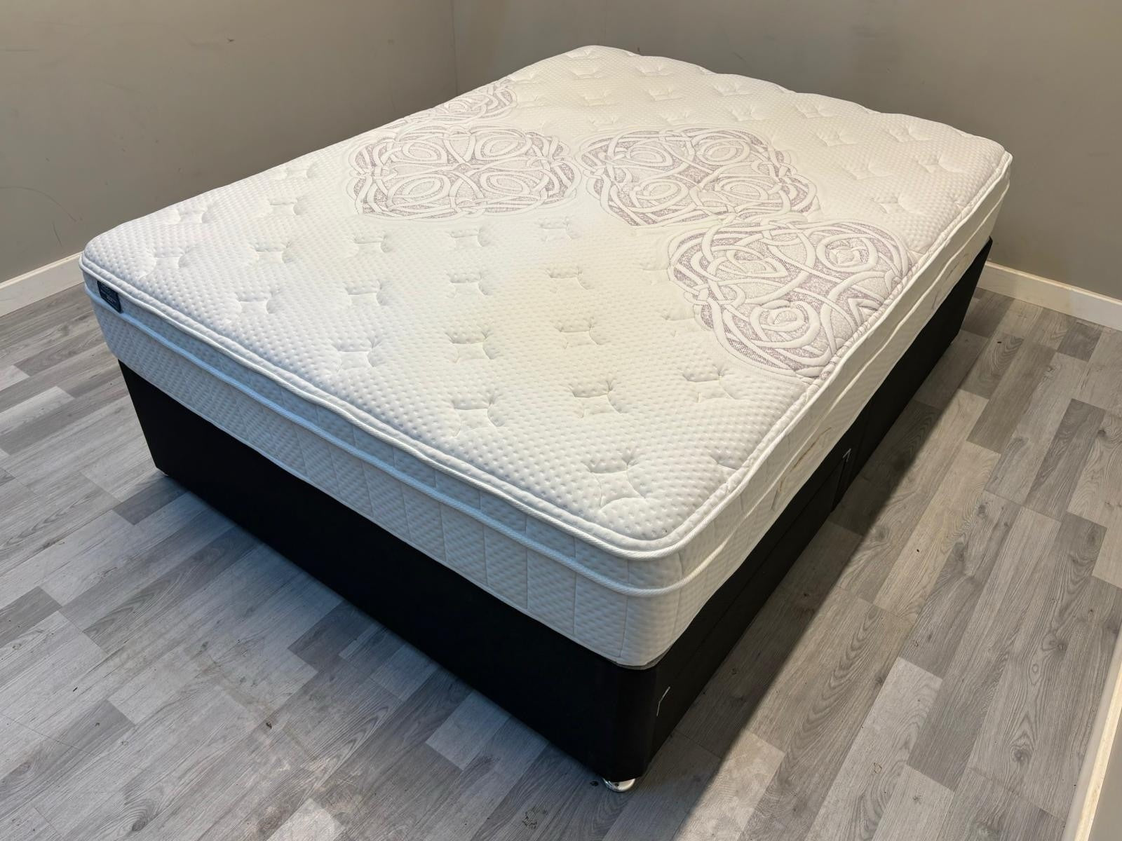 IGEL 2000 / 2050i Nanotech 5FT Kingsize Mattress - RRP £1199 Firm