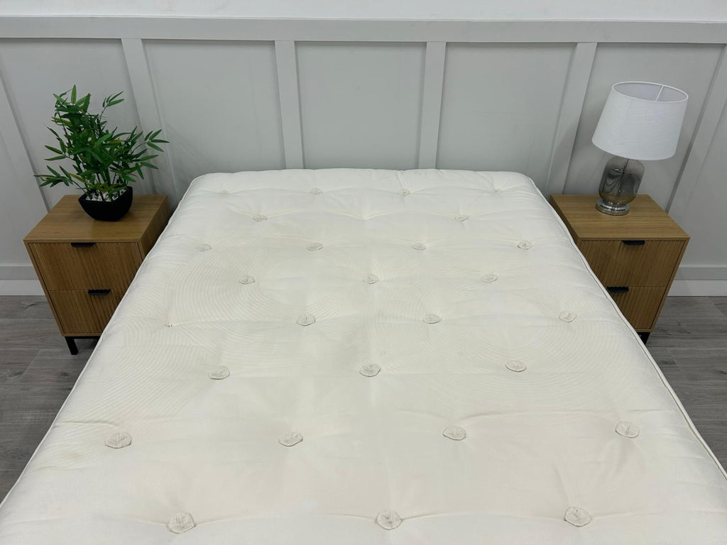 Staples and Co Artisan Deluxe 4FT 6 Double Mattress - RRP £1,799 Firm