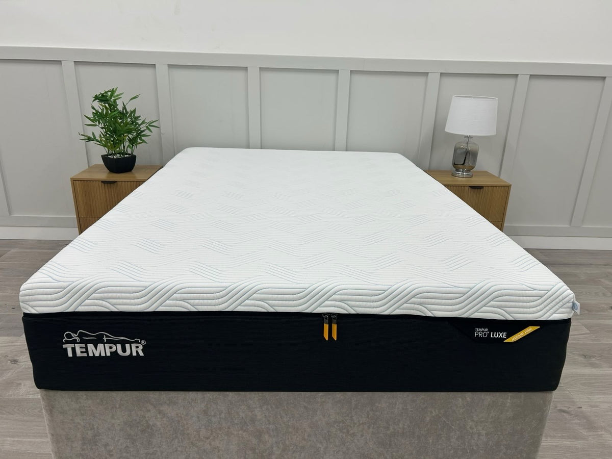 TEMPUR Pro Luxe SmartCool Medium Firm 5FT Kingsize Mattress RRP £2799