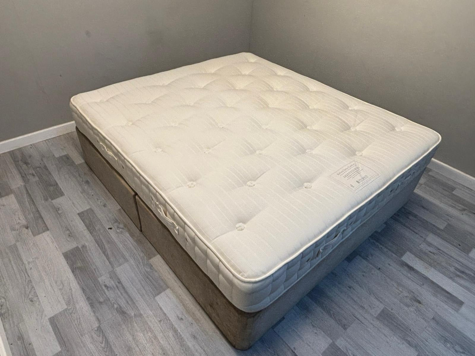 Hypnos Burford Ortho Comfort 6FT SuperKing Mattress - RRP £2,327 - Home Furniture Interiors