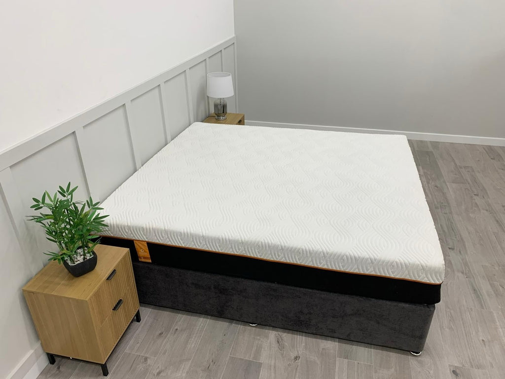 Dormeo Octaspring TRIBRID Latex Hybrid Mattress Super King 180cm X200cm  £2579A