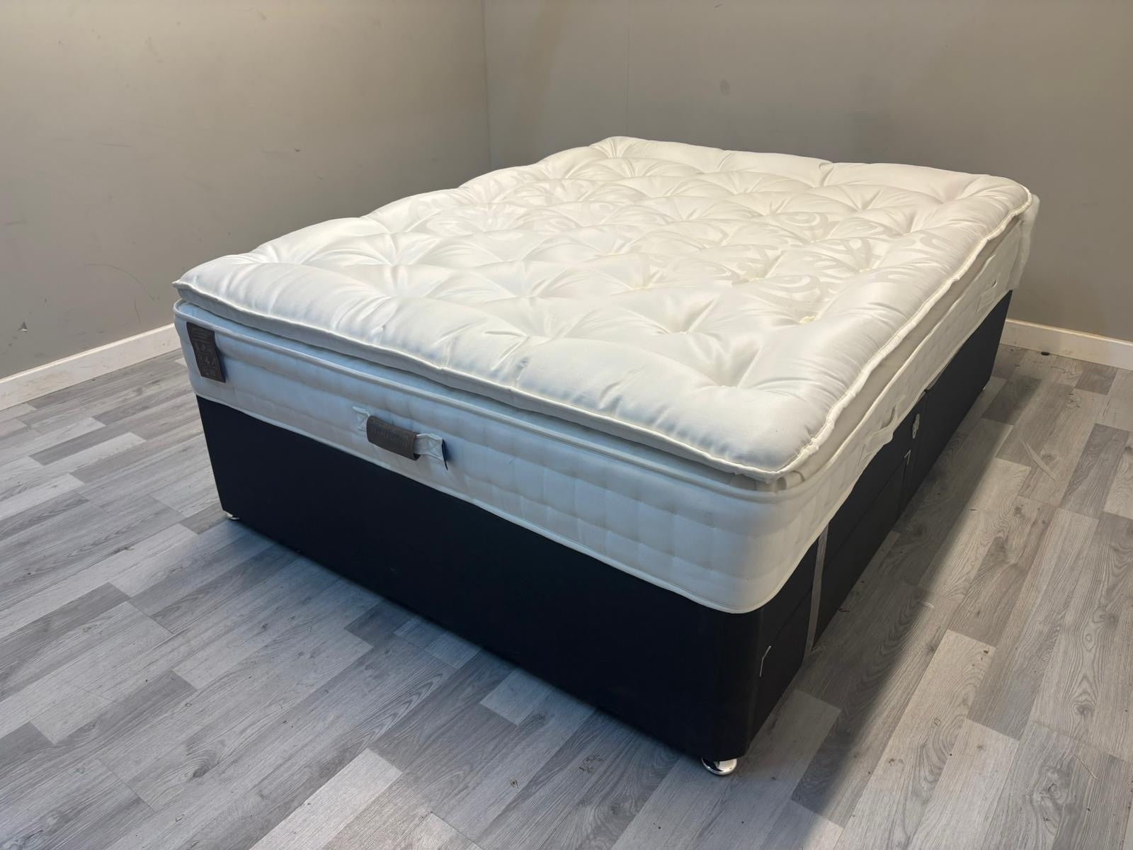 Staples and Co Artisan Decadence Mattress 6FT Superking - RRP £1,799 Medium - Home Furniture Interiors
