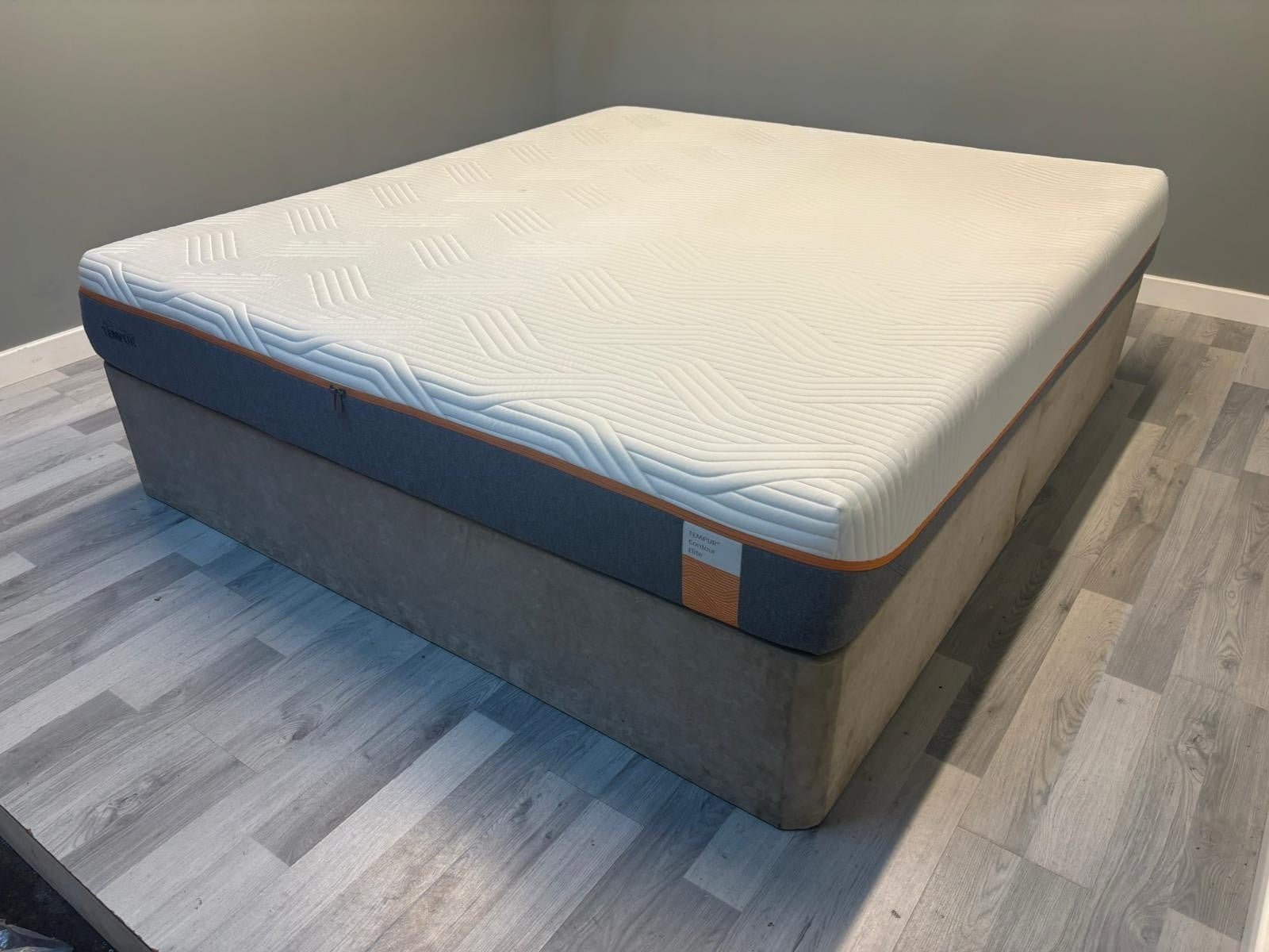 TEMPUR Original Elite 6FT Superking Mattress - RRP £2395 A - Home Furniture Interiors