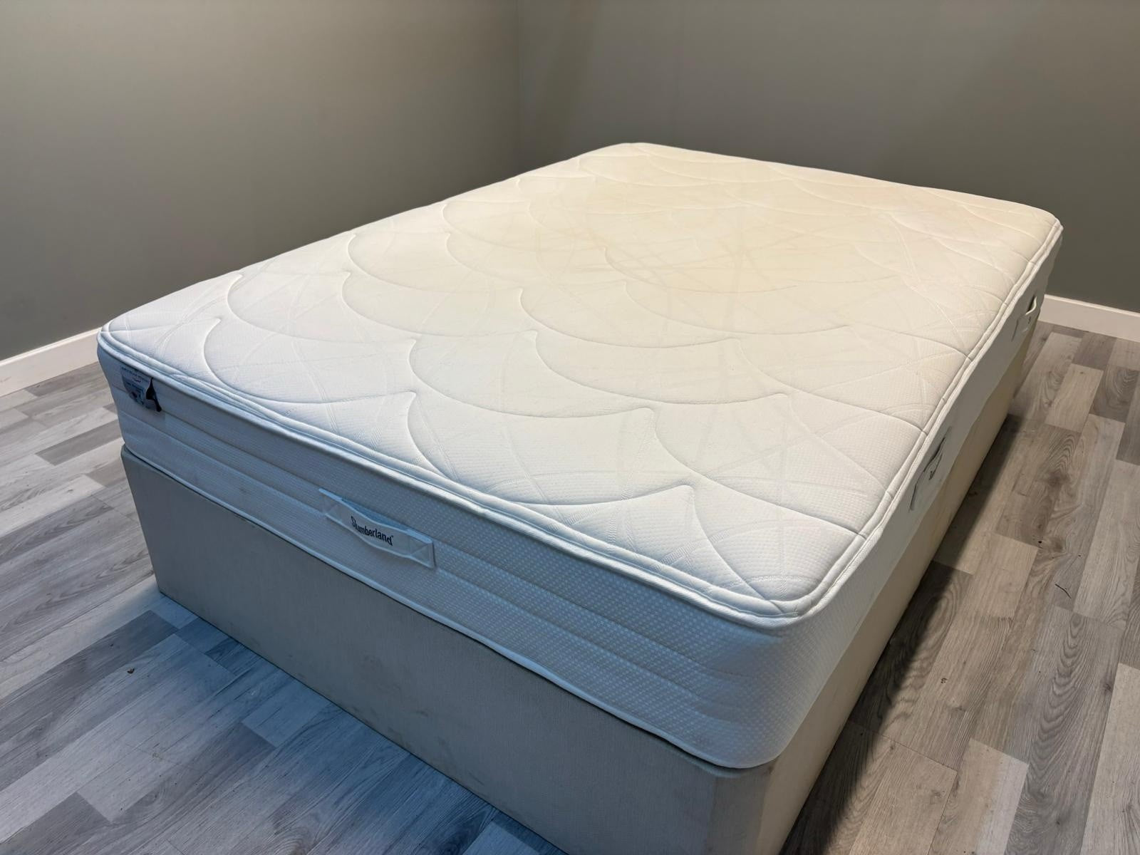 Slumberland Air 2.0 Memory 4FT 6 Double Medium Mattress RRP £799