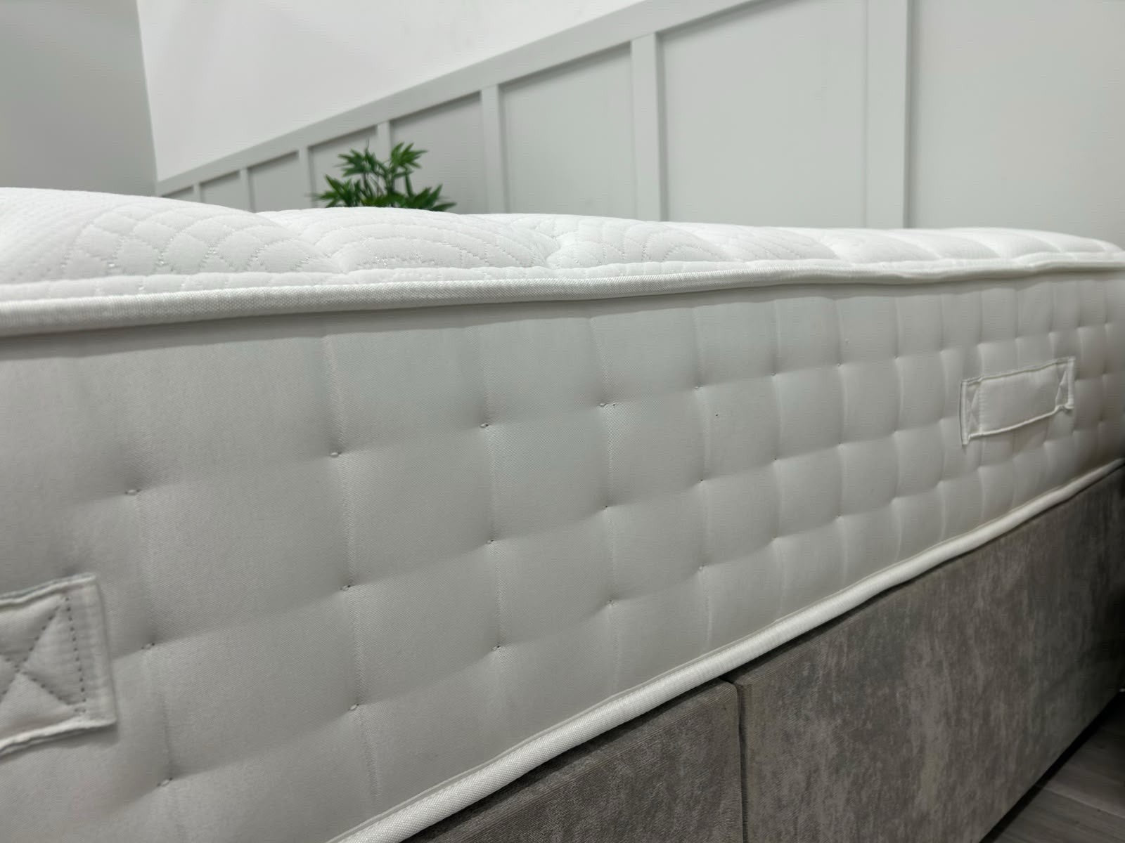 Silentnight 2800 Pocket Luxury 4FT 6 Double Mattress RRP £899 Medium
