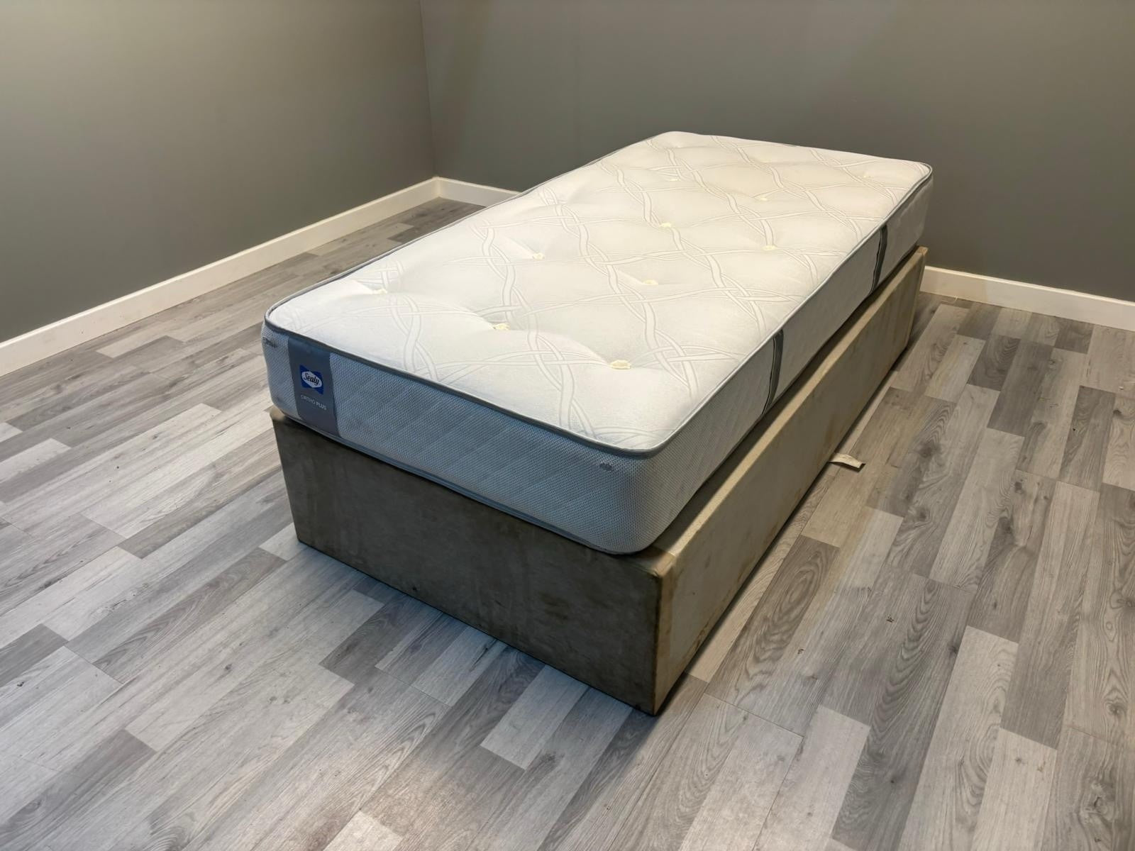 Sealy Mellbreak Ortho Plus Mattress 3FT Single RRP £519 A - Home Furniture Interiors
