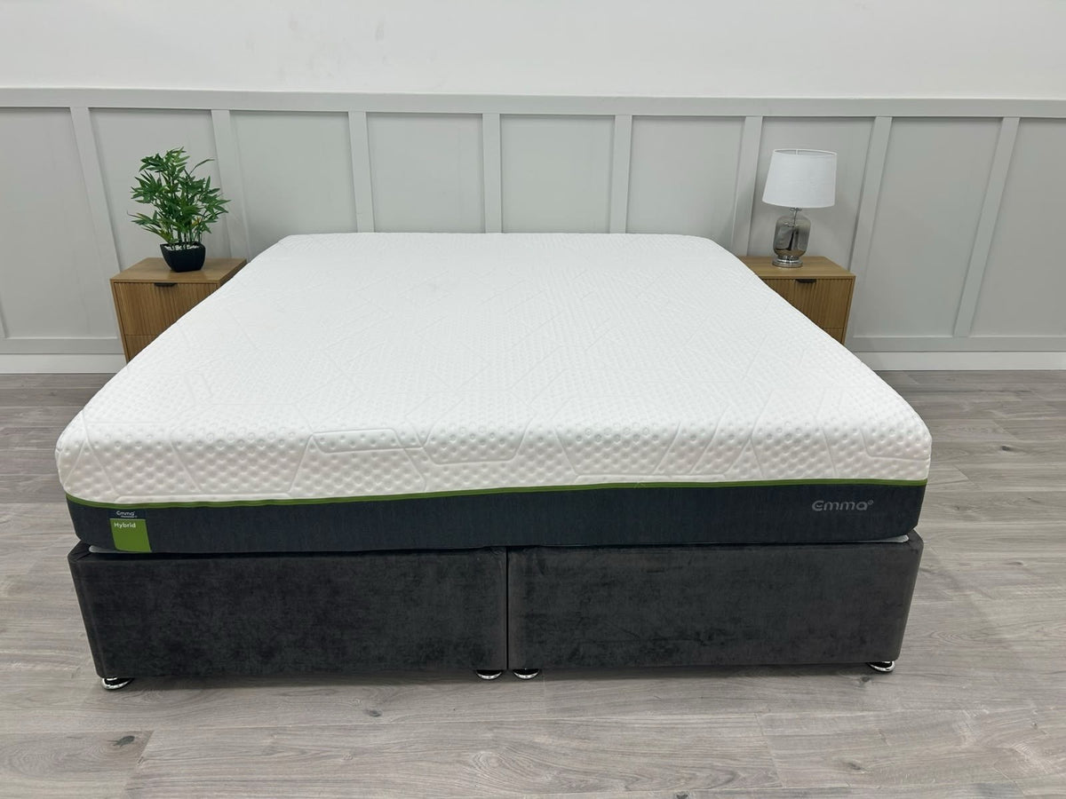 Emma Diamond Hybrid 6FT Superking Mattress with medium-firm support, showcasing the plush surface and detailed mattress design.