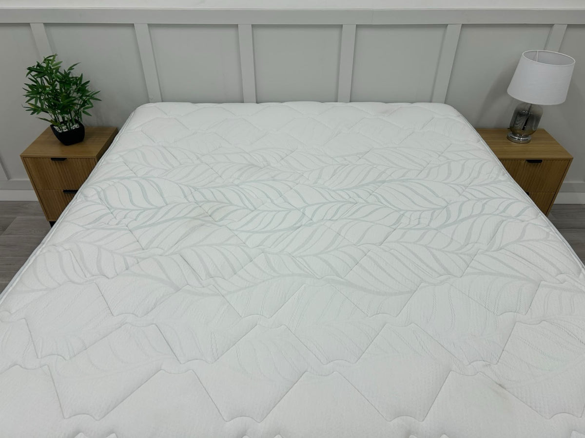 Staples and Co Revitalise Eco Latex  3800 Mattress, 5FT Kingsize RRP £1995