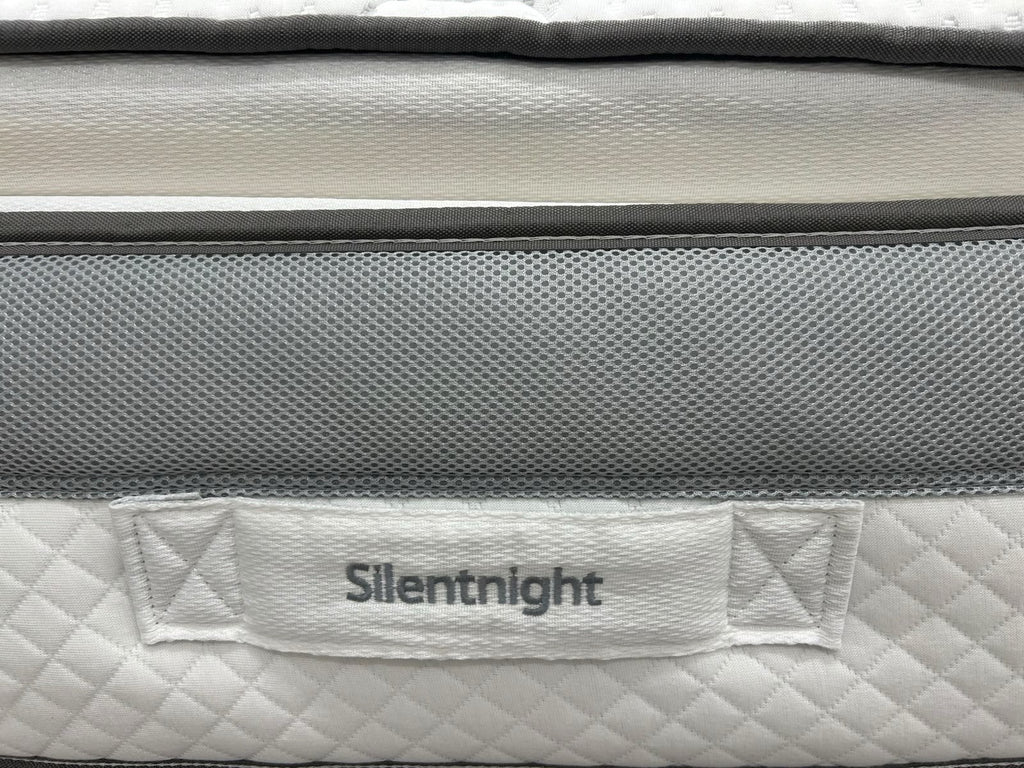 Silentnight Memory Cool 2000 Boxtop Mattress 4FT 6 Double