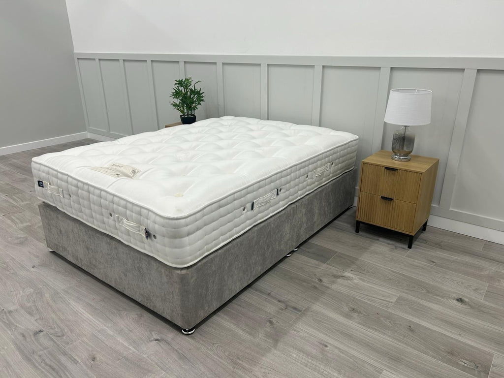 Hypnos Bespoke Emerald Mattress 4FT 6 Double with Detachable Topper RRP £4799