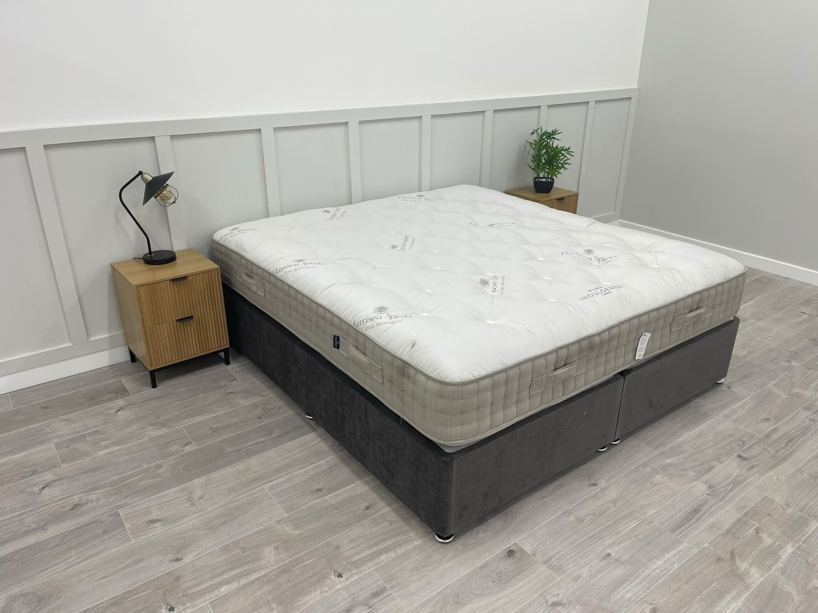 Harrison Spinks Pure Indulgence Mattress 6FT Superking Firmer RRP £6599