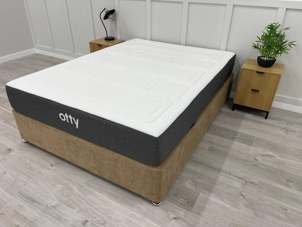 OTTY Original Hybrid Mattress 5FT RRP £799 Medium / Firm