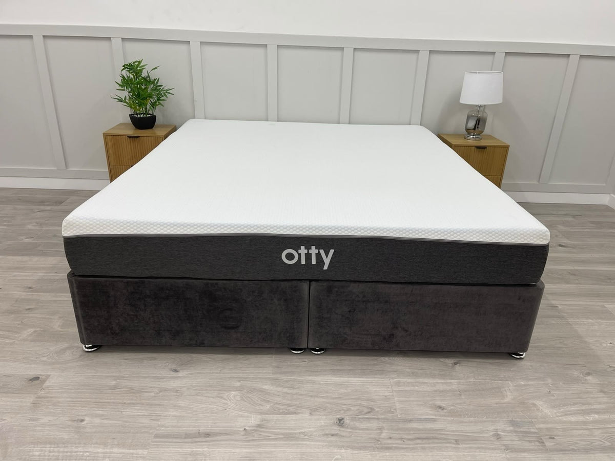 OTTY Hybrid Mattress 6FT Superking RRP £749 23cm Deep Medium / Firm